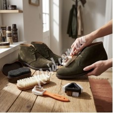 Щітка для нубуку: як правильно чистити взуття, щоб не зіпсувати матеріал